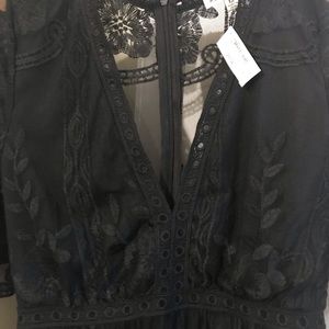 Black sexy knee-length dress